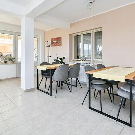 Apartment - Donja 2013b