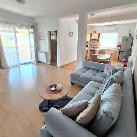Apartamento - Donja 2013b