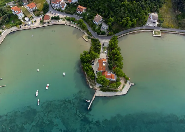 - Donja 2013b Apartamento Supetarska Draga