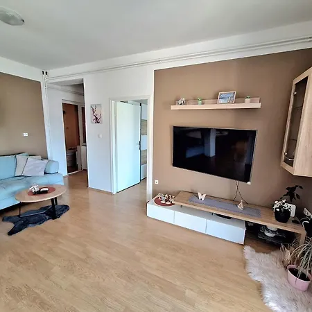 - Donja 2013b Apartman Supetarska Draga