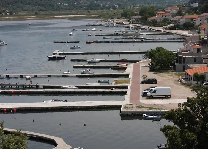 Apartman - Donja 2013b Supetarska Draga